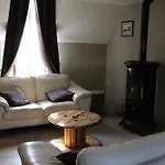 L'ecurie De Vieux-moulin Guest house Vieux-Moulin (Oise)