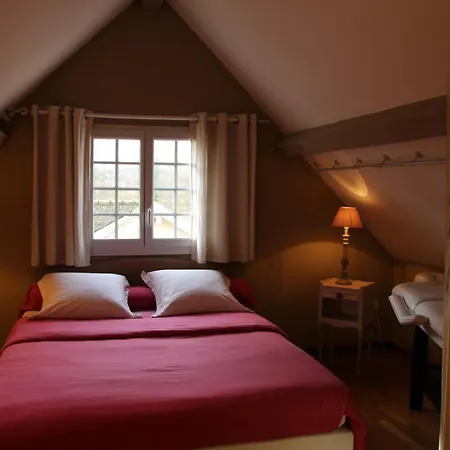 L'ecurie De Vieux-moulin Vieux-Moulin (Oise)