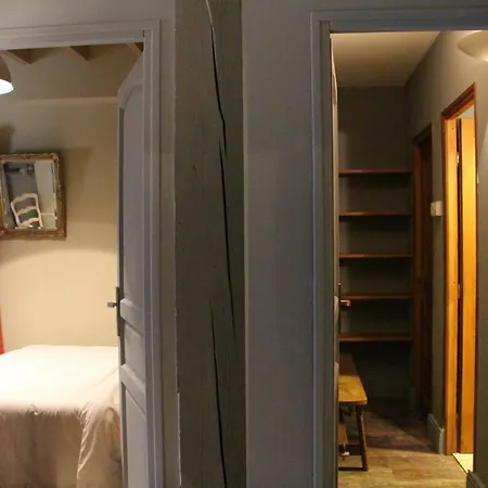 L'écurie De Vieux-moulin