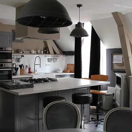 L'ecurie De Vieux-moulin 3* Vieux-Moulin (Oise)