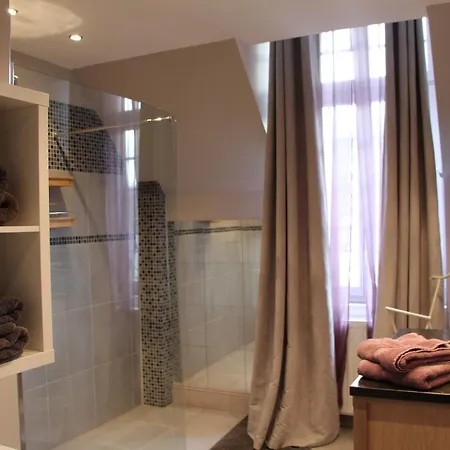 Gæstehus L'ecurie De Vieux-moulin Vieux-Moulin (Oise)