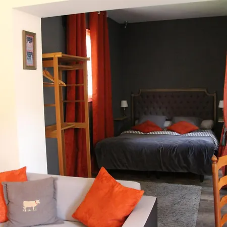 L'ecurie De Vieux-moulin 3*