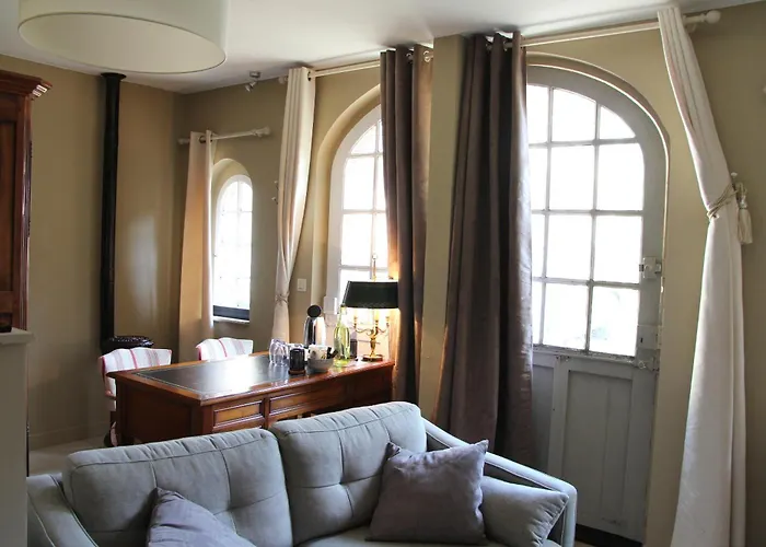 L'ecurie De Vieux-moulin 3* Vieux-Moulin (Oise)