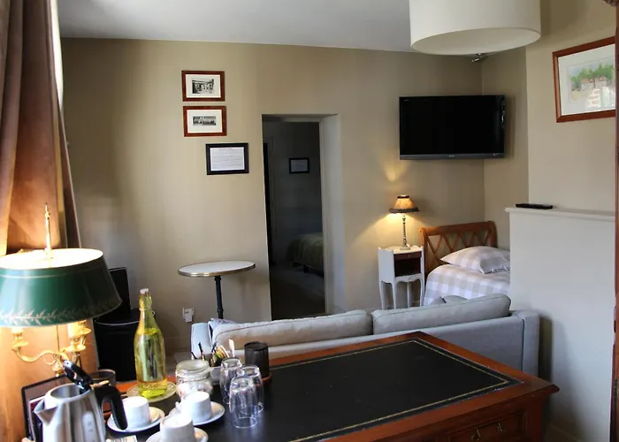 L'ecurie De Vieux-moulin 3*