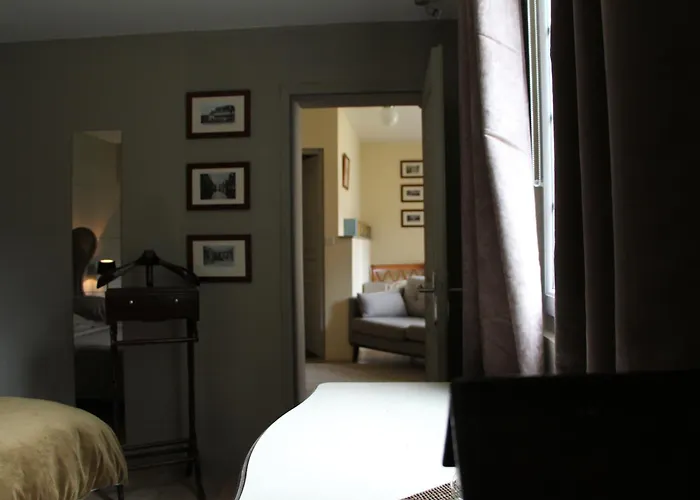 L'ecurie De Vieux-moulin 3* Vieux-Moulin (Oise)