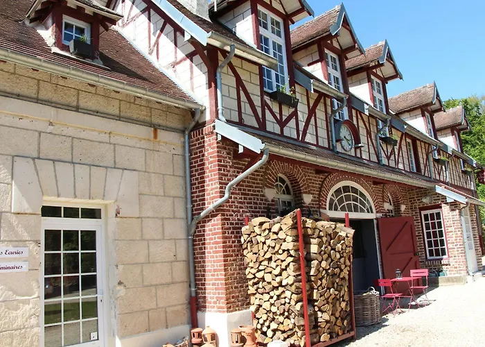 L'ecurie De Vieux-moulin Guest house 3*