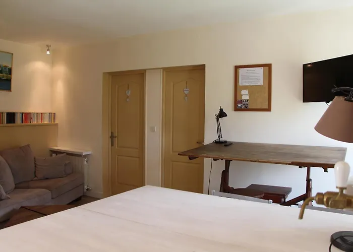 Guest house L'ecurie De Vieux-moulin 3*