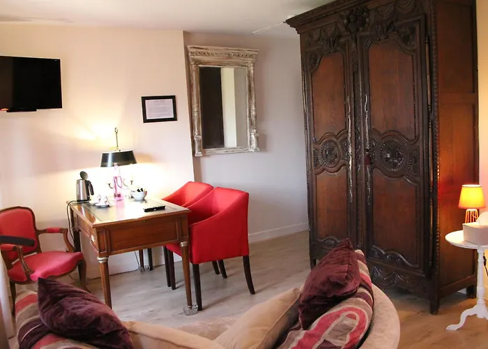 L'ecurie De Vieux-moulin Vieux-Moulin (Oise)