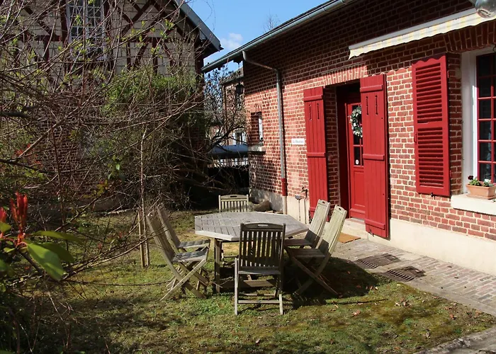 L'ecurie De Vieux-moulin 3* Vieux-Moulin (Oise)